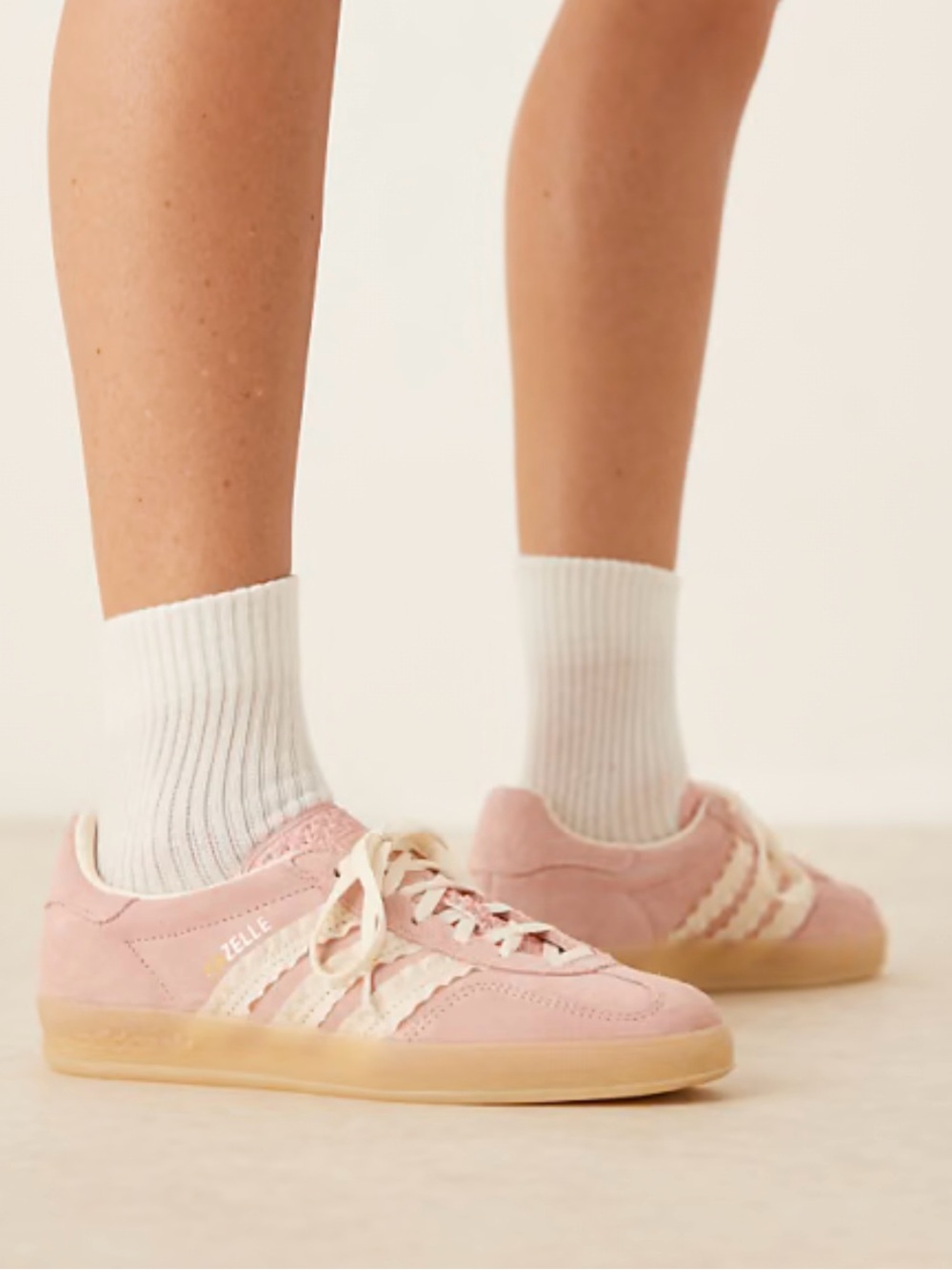 Adidas Gazelle Indoor Women’s Sneakers Pink with white ruffles Ladies Sz 6 BNWT